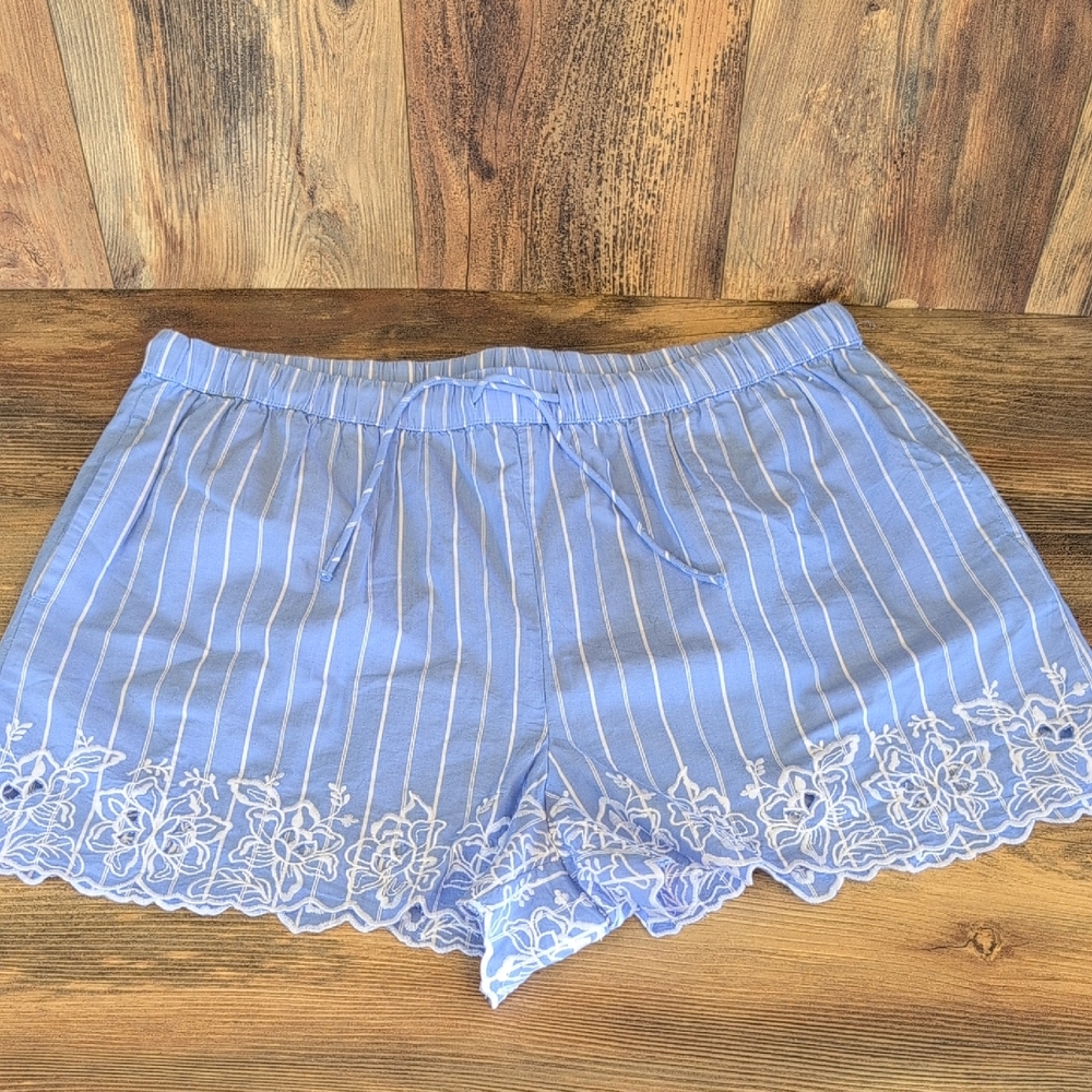 Future Collective Blue Striped Women's Shorts with Floral Lace XL       W178
